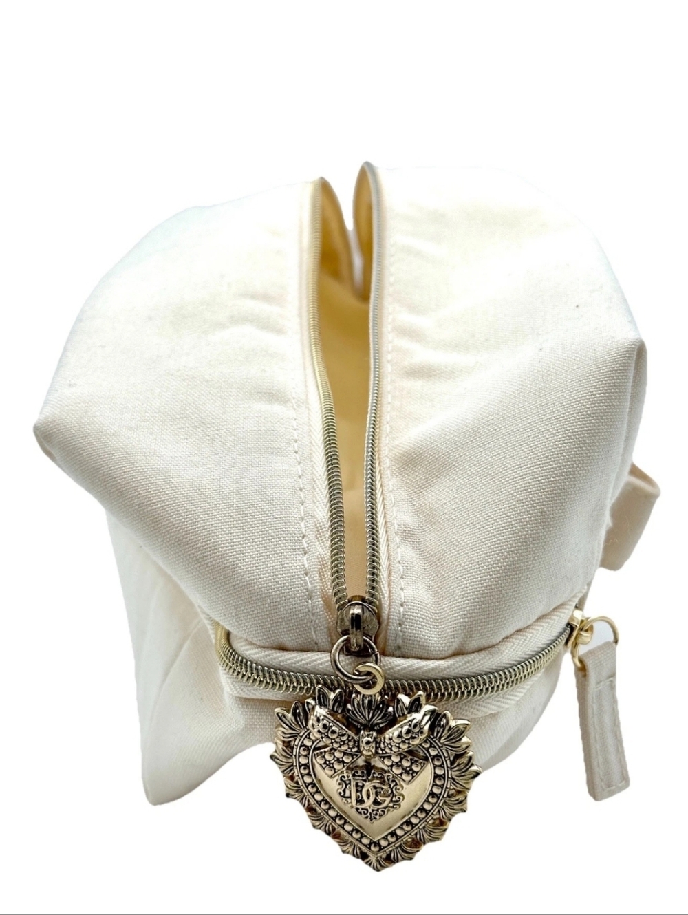 New Dolce & Gabbana Devotion Cream Makeup Clutch Zip Pouch Bag W Heart Charm - Picture 5 of 7